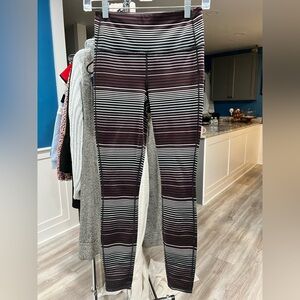 MUST BUNDLE NWOT Athleta Leggings